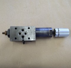 DAIKIN INDUSTRIES REDUCING VALVE MOD NO MG-02B-03-50 MFG NO 50M68, ITEM A