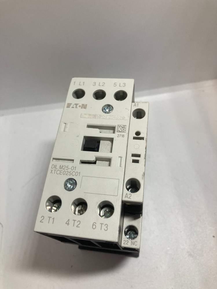 EATON DILM25-01 (XTCE025C01) CONTACTOR 45A 600V 3 POLE 250VDC