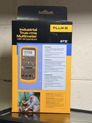 Fluke Digital Multimeter: TRMS CAT III 1000V CAT IV, 1000 V Max AC Volt Measure