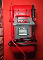 Craftsman 82028 Digital Multimeter Auto-Ranging CAT III 600V 20A