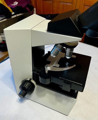 Olympus CH30RF100 Binocular Microscope w/Objectives 4x 10x 40x 100x