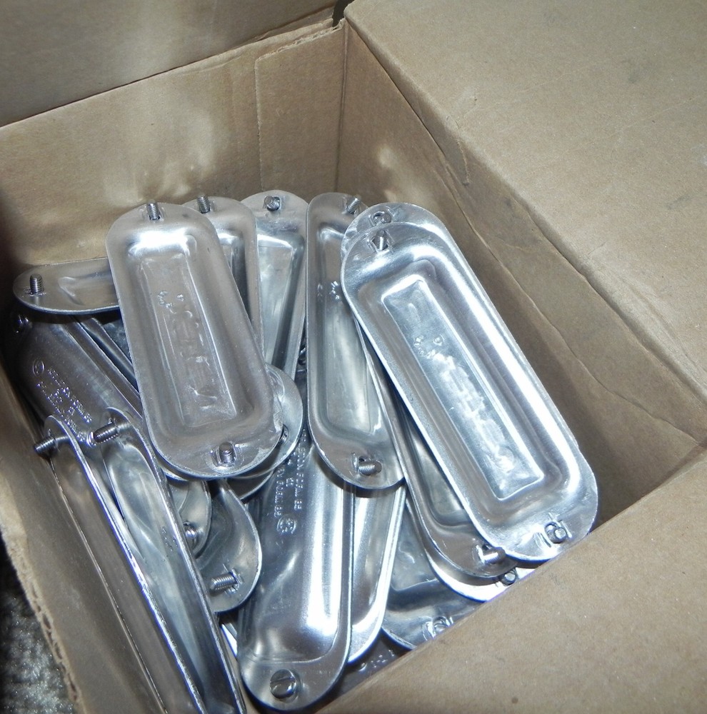 42 Emerson/Appleton Conduit Body Covers K75-A , Cover for form 85, Aluminum 3/4″