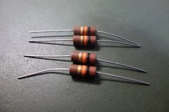 4 Ea Vintage IRC Molded 10K 2W 5 % Carbon Comp Resistors RC42GF103J