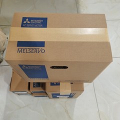 Mitsubishi HF-SP2024B One New HFSP2024B Servo Motor Expedited Shipping