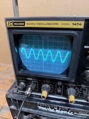 Vintage B&K Precision 1474 Oscilloscope Dual Trace 30 MHz Powers On For Parts