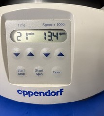 Eppendorf 5452 Minispin Centrifuge with Rotor