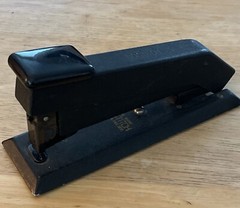 Vtg. Bostitch Model B5 Black Textured Finish Metal Stapler USA Heavy Duty Works!