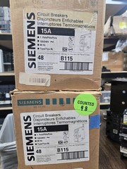 B115 BL115 SIEMENS 1 BOX OF 12 BREAKERS 1 PRICE (12 BOXES AVAILABLE) FREE…