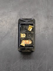 Eaton 8005K23N313V32 Green Illuminated Rocker Switch SPST 14V OFF/ON Full Size