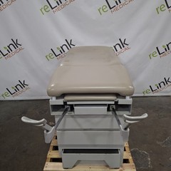 UMF Medical 5140 Exam Table
