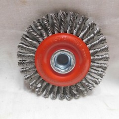 Osborn 4″ Knot Wire Wheel .020 5/8 – 11 #99082 20,000 rpm