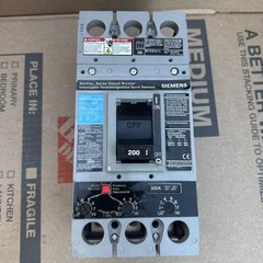 Siemens Sentron FXD63B200 200A 600V 3 Pole Circuit Breaker 200 Amp 3P FXD6-A