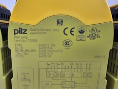 1PC PILZ PNOZ mm0p , 772000 Safety Controller /w Memory Card #2