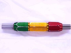 12.300 & 12.400 METRIC PIN PLUG GAGE GO NO GO 12.000 +.300 12 .4882 12.30 12.40