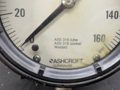 Used Ashcroft Duragauge 160 psi Pressure Gauge 4.5″ AISI 316 TUBE SOCKE