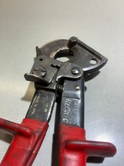 KLEIN TOOLS RATCHETING CABLE CUTTER #63060 – Made In Germany