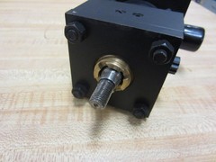 Parker 02.50 CDD2ANUS14C 4.000 02.50CDD2ANUS14C Cylinder FF245305A