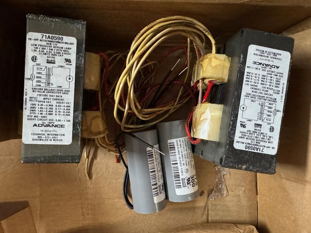 2 Pieces Advance 71A0590 Low Pressure Sodium 90Watt Ballast Kit 120-277V L72 Sox