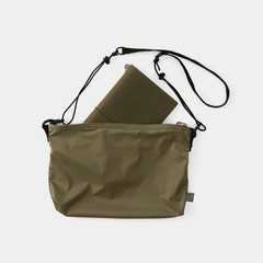 TO&FRO x Traveler’s Company Olive Shoulder Bag S Lightweight Water-Repellent
