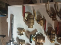 Huge Plumbing and HVAC Valve Shut off Lot 33 Total