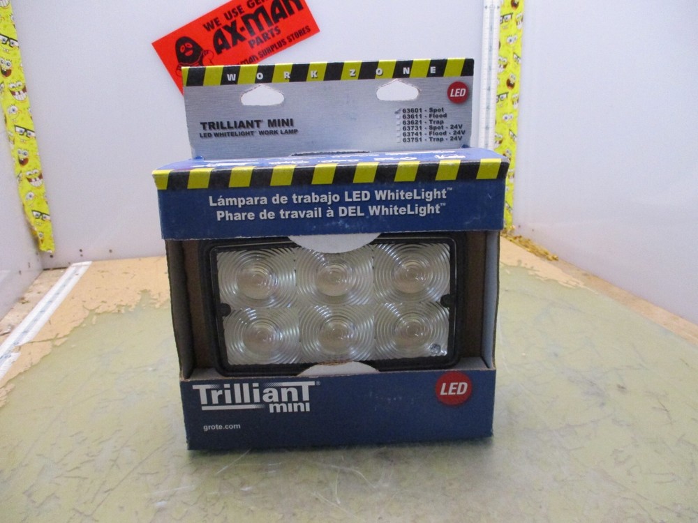 Grote 63601 Trilliant Mini LED White Light Work Lamp 12.8V/10.6W [N-10]