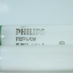 Philips F15T8/CW Fluorescent Light Bulbs 15W T8 Cool White 18″ Lot Of 5