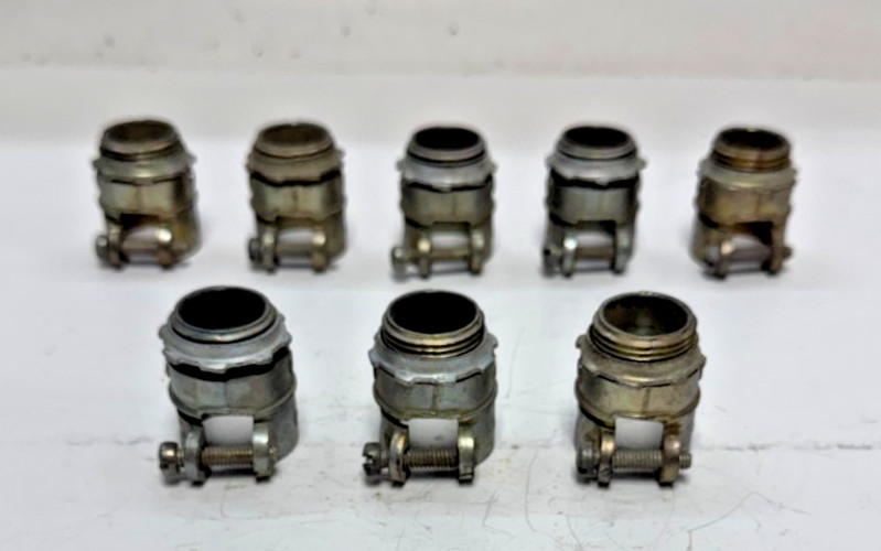 2″ FLEXIBLE METAL CONDUIT, FMC, SQUEEZE CONNECTOR