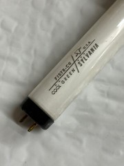 F15T8/CG Light Bulb TUBE 15W COOL GREEN FLUORESCENT 18″ SYLVANIA NEW 21708