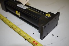 PARKER PNEUMATIC CYLINDER SERIES 2AN # 02.00H2ANUS14C STROKE: 8.0″ HC-309