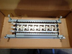 New Eaton PRL1X 225 amp Main Lug Panel Interior 3p 4W 208v 42 Circuit P1784