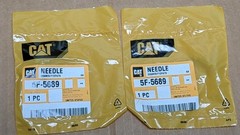 2- NOS CAT 5F-5689: NEEDLES – Caterpillar Tractor Crawler D4 D6