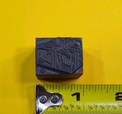 Antique VTG Gift Box Present Letterpress Print Type Ornament Cut Stamp Block